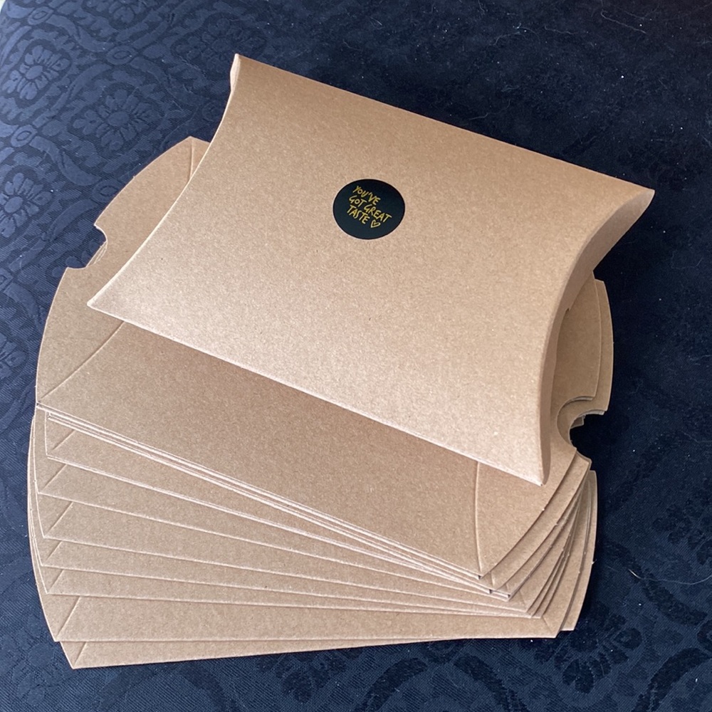 💟 2/$20💟…15 Kraft pillow boxes- perfect for jewelry & small items !!!!